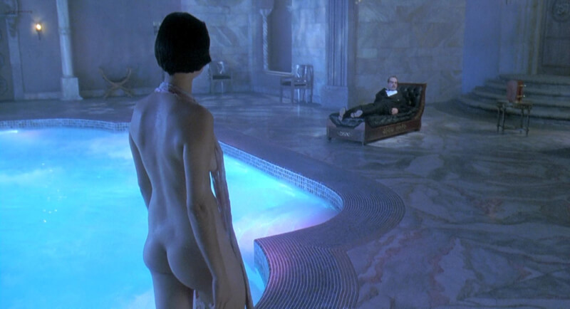 Isabella Rossellini nude, Catherine Bell nude, Carrie Jean Yazel nude – Death Becomes Her (1992)