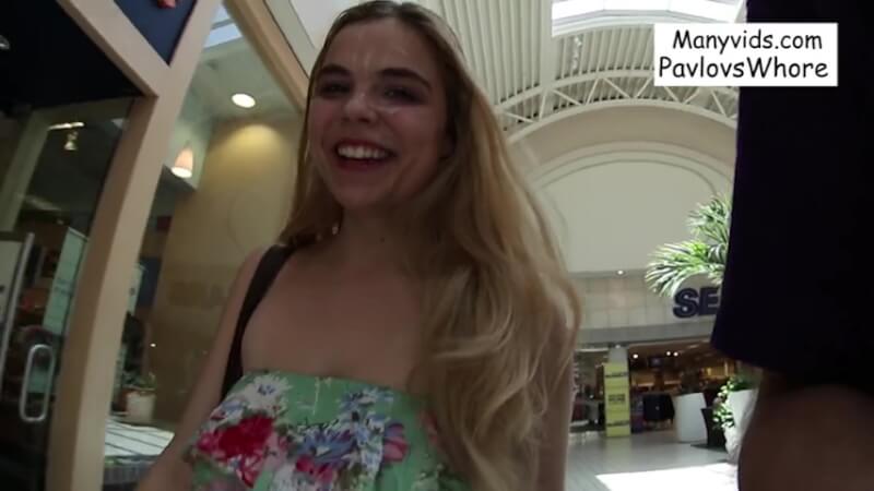PavlovsWhore – Public Oral and Cumwalk at the Mall